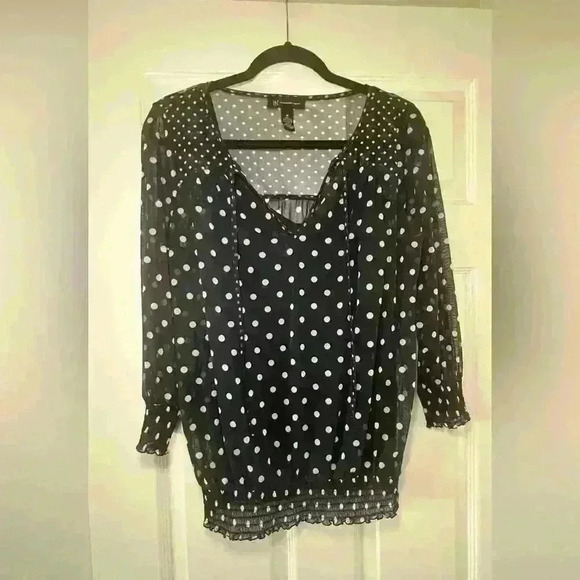 INC blue polka dots top. - Picture 5 of 6